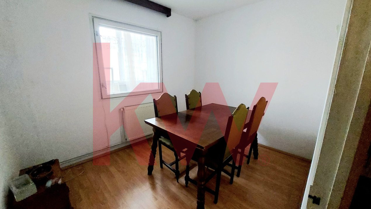 Apartament 4 camere zona Astra 