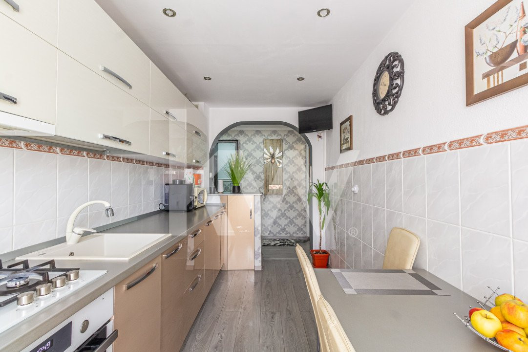 REZERVAT - Apartament cu 3 camere, decomandat - strada Vulturului, zona Astra