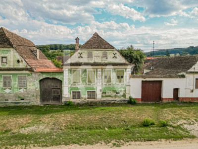 Casa traditiona de vanzare, langa Viscri, Brasov, aproape de natura, COMISION 0%