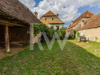 Casa saseasca de vanzare, langa Viscri, Brasov, aproape de natura, COMISION 0%