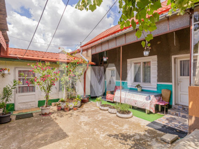 Casa individuală, 4 camere, acces auto, zonă liniștită în Sânpetru!