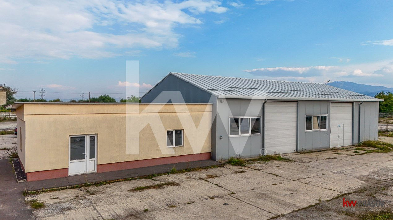 Hală industrială de închiriat - 240 mp + 60mp Birou, centura Codlea