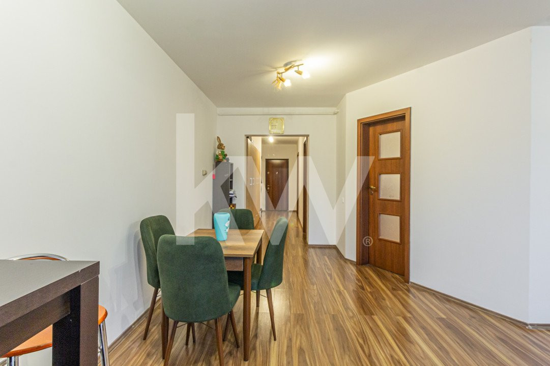 Apartament spatios cu vedere spre Brasov , zona de vile Coresi