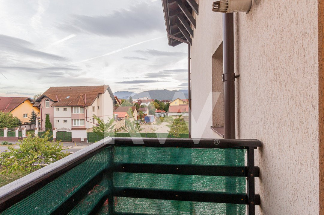 Apartament spatios cu vedere spre Brasov , zona de vile Coresi