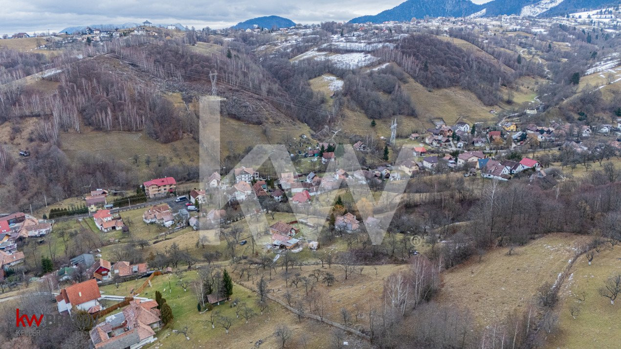 Vanzare teren intravilan 3499 mp Bran zona Valea Portii