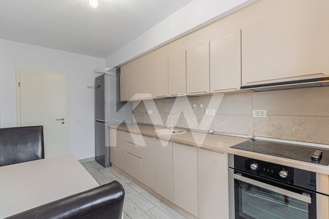 Apartament spatios cu garaj subteran zona Coresi