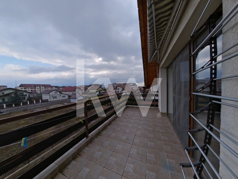 Apartament cu 3 camere, Sânpetru Residence 