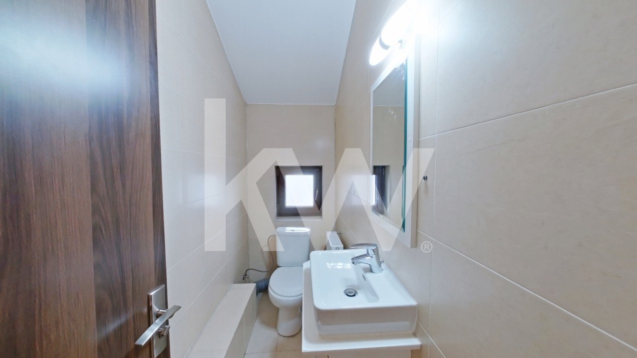 Apartament cu 3 camere, Sânpetru Residence 