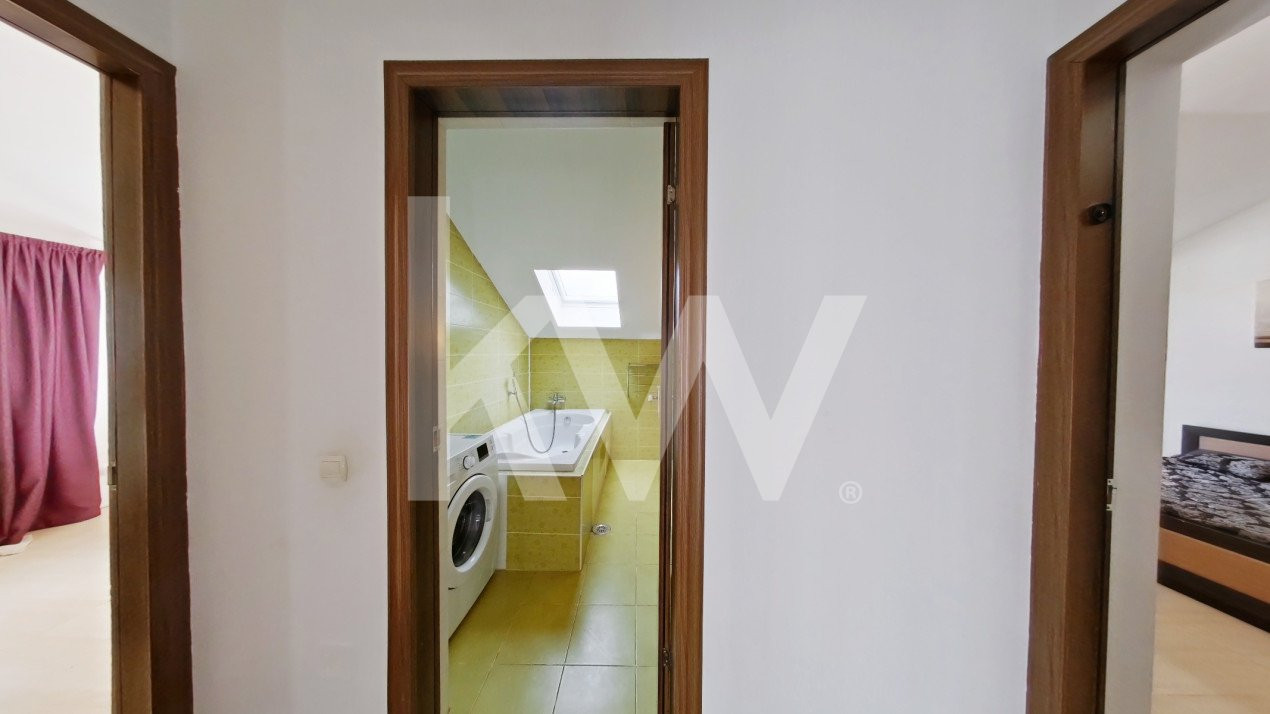 Apartament cu 3 camere, Sânpetru Residence 