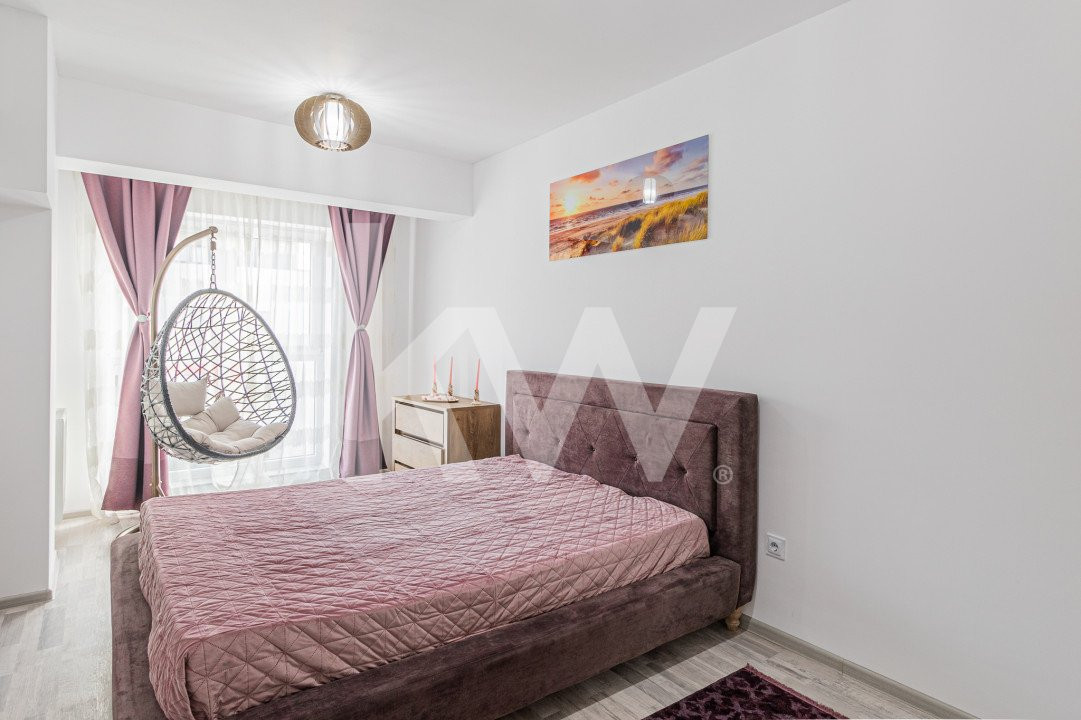 Apartament cu  4 camere cu  scara interioara  , 2 locuri parcare Coresi