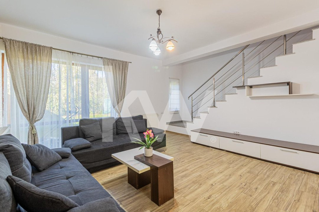 Apartament 5 camere cu curte proprie, zona usor accesibila