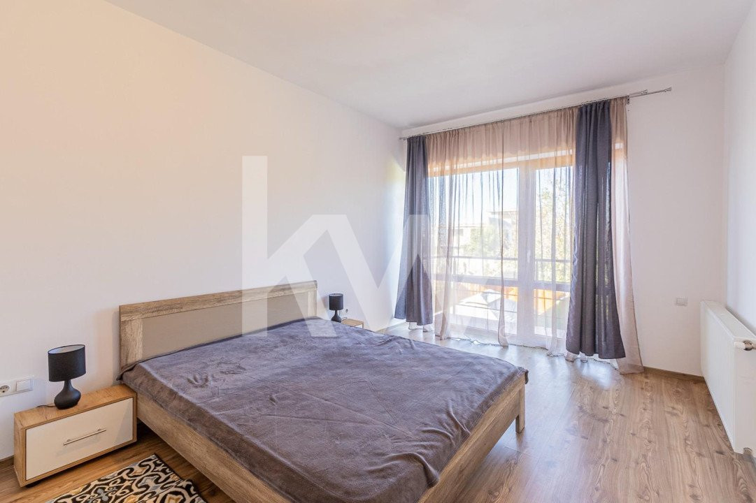 Apartament 5 camere cu curte proprie, zona usor accesibila