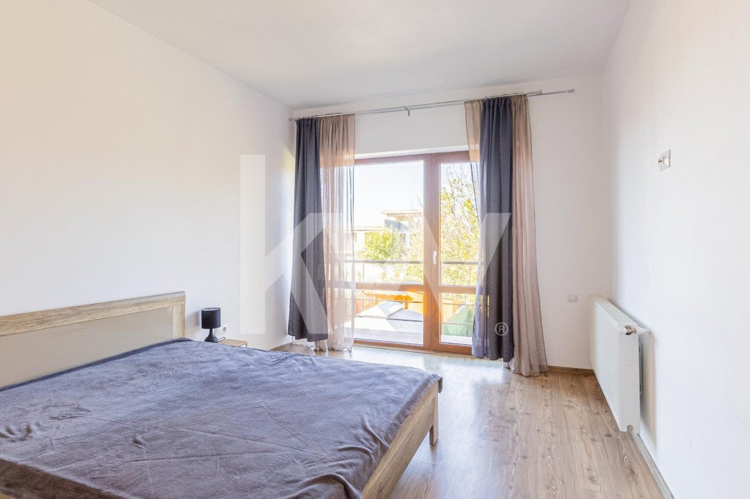 Apartament 5 camere cu curte proprie, zona usor accesibila