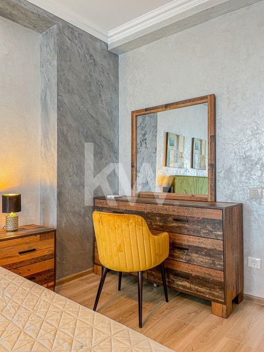 Penthouse 4 camere cu terasa generoasa si garaj subteran , zona Coresi