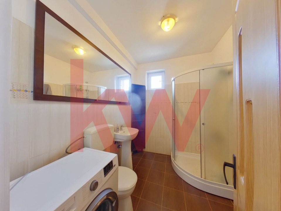 Inchiriere apartament 2 camere cu mansardă - 13 Decembrie 