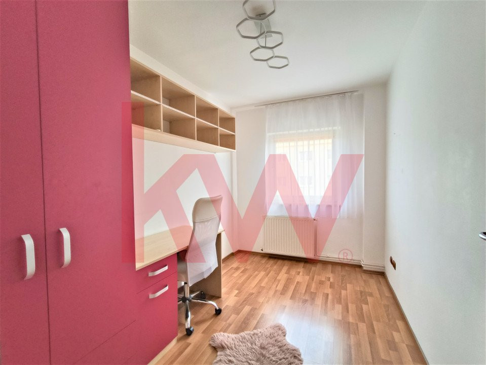 Apartament cu 3 Camere, etaj 3 din 4 - Comision 0