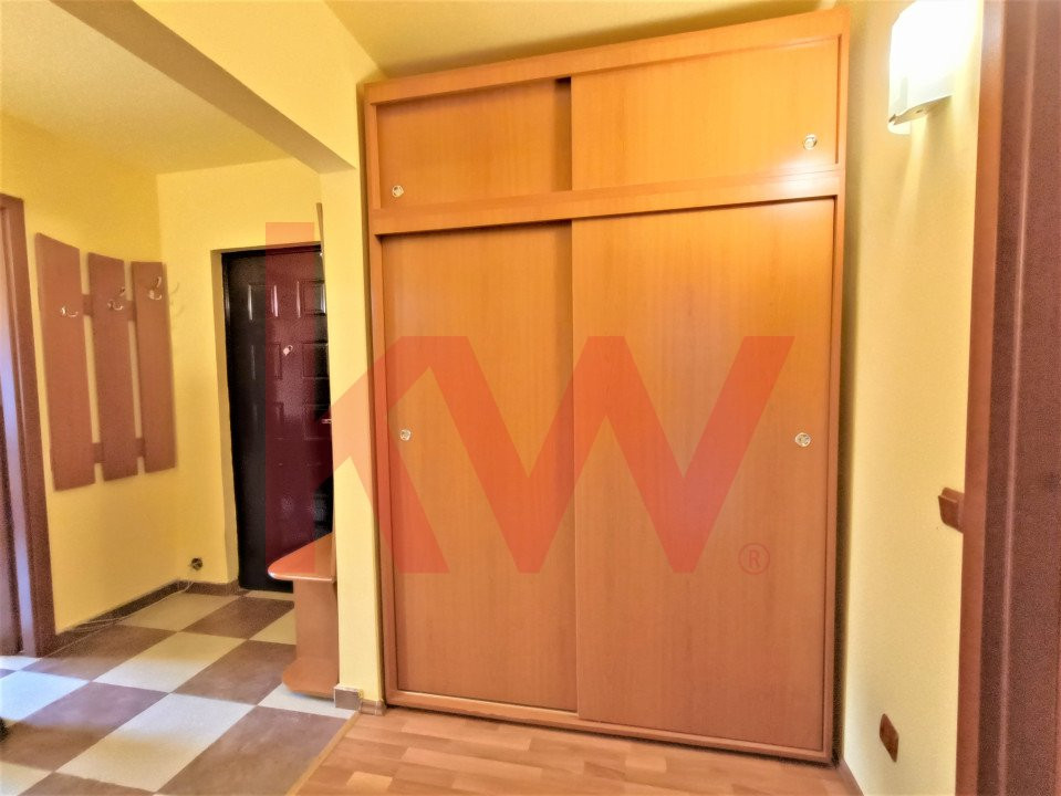 Apartament cu 3 Camere, etaj 3 din 4 - Comision 0