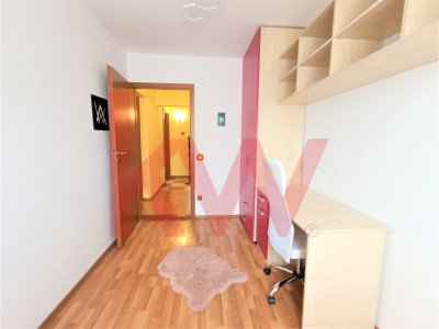 Apartament cu 3 Camere, etaj 3 din 4 - Comision 0