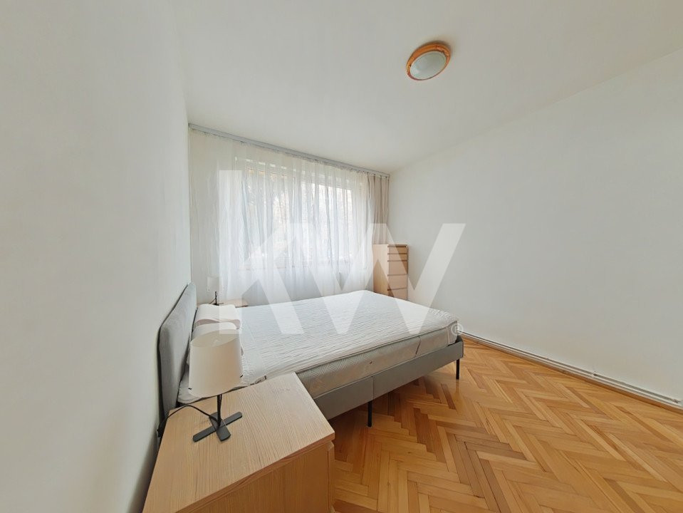 REZERVAT - Inchiriere apartament cu 3 camere, mobilat și utilat pe Bld Victoriei