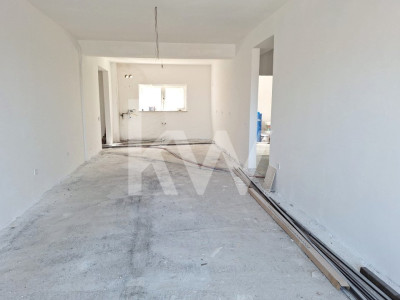 Apartament cu 3 Camere, 87 mp utili, terasa 50 mp - Sacele