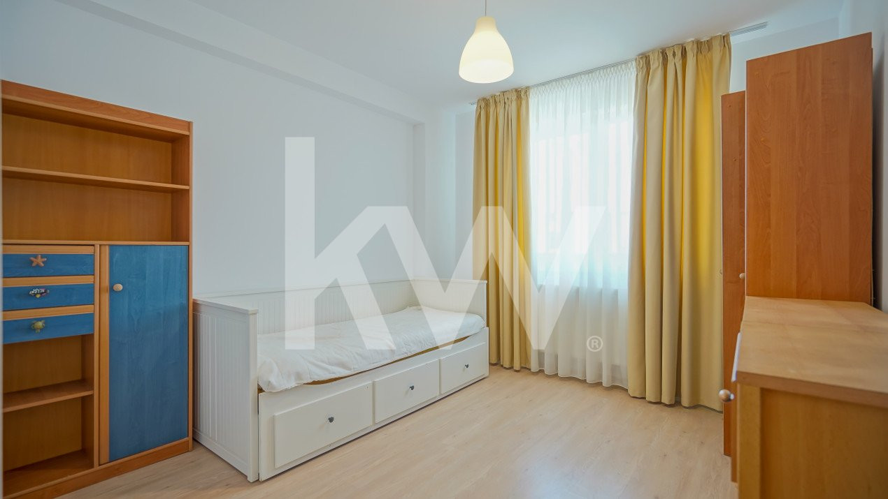 REZERVAT - Apartament cu 3 camere, mobilat si utilat, strada Nicolae Labis 