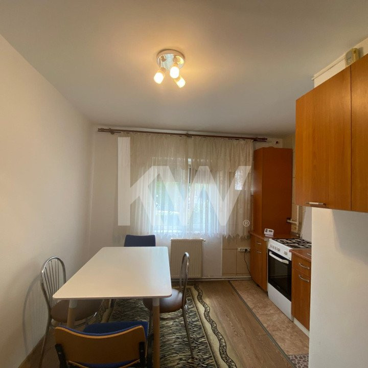 Apartament cu 2 camere, decomandat