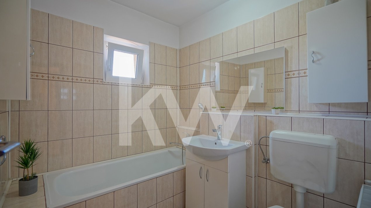 Apartament 3 camere, decomandat - Mihai Viteazul - Zona Grivitei